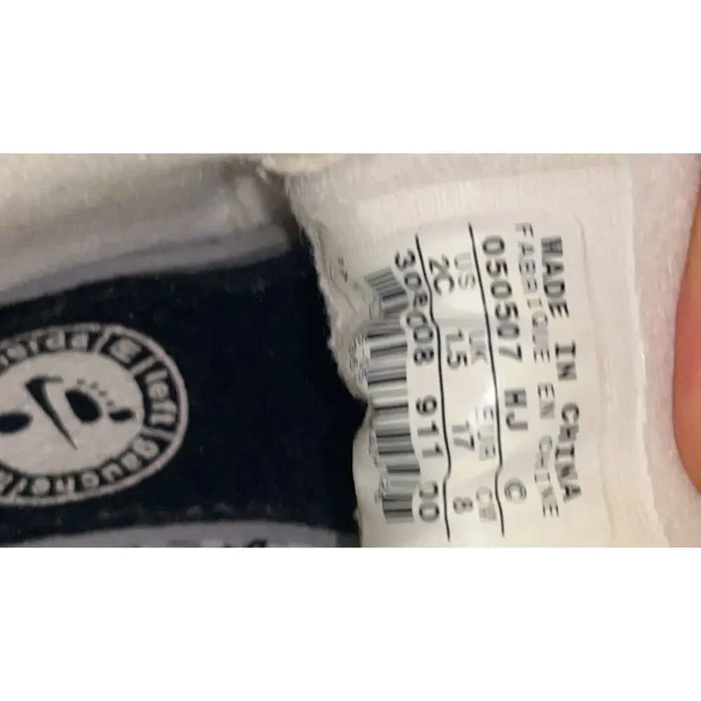 Nike Force 1 Crib (CB) Baby Shoes Size 2C & White Beanie Hat Infant Set